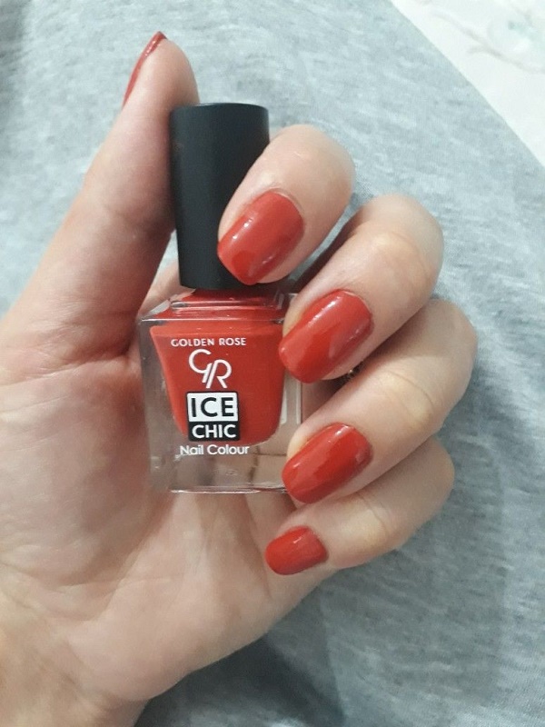 Nước sơn móng VOI