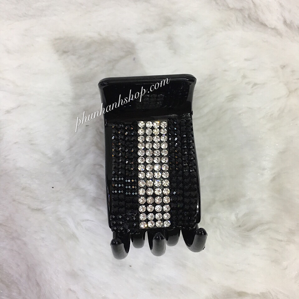 Gắp 5 càng hoa, hột,màu, trắng đen gb 25k30K