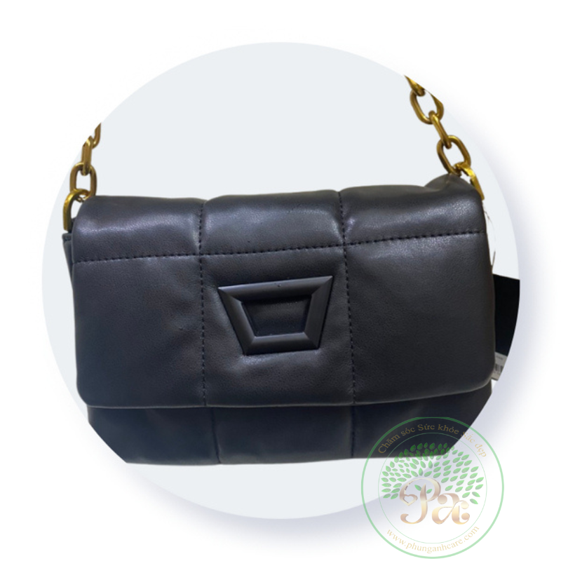 Túi đen dây xích vàng size 20