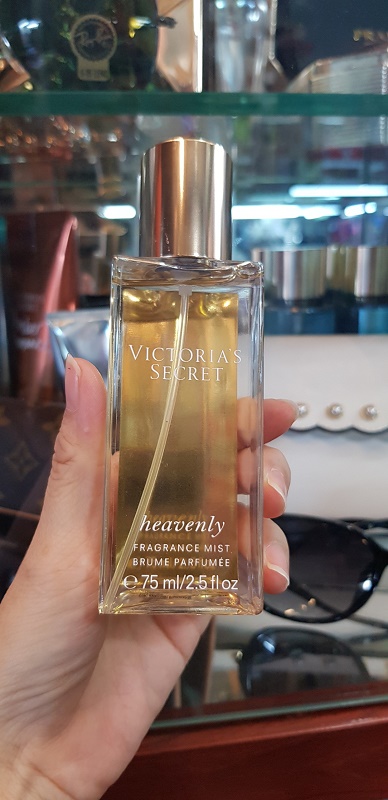 Xịt thơm Victoria Secret