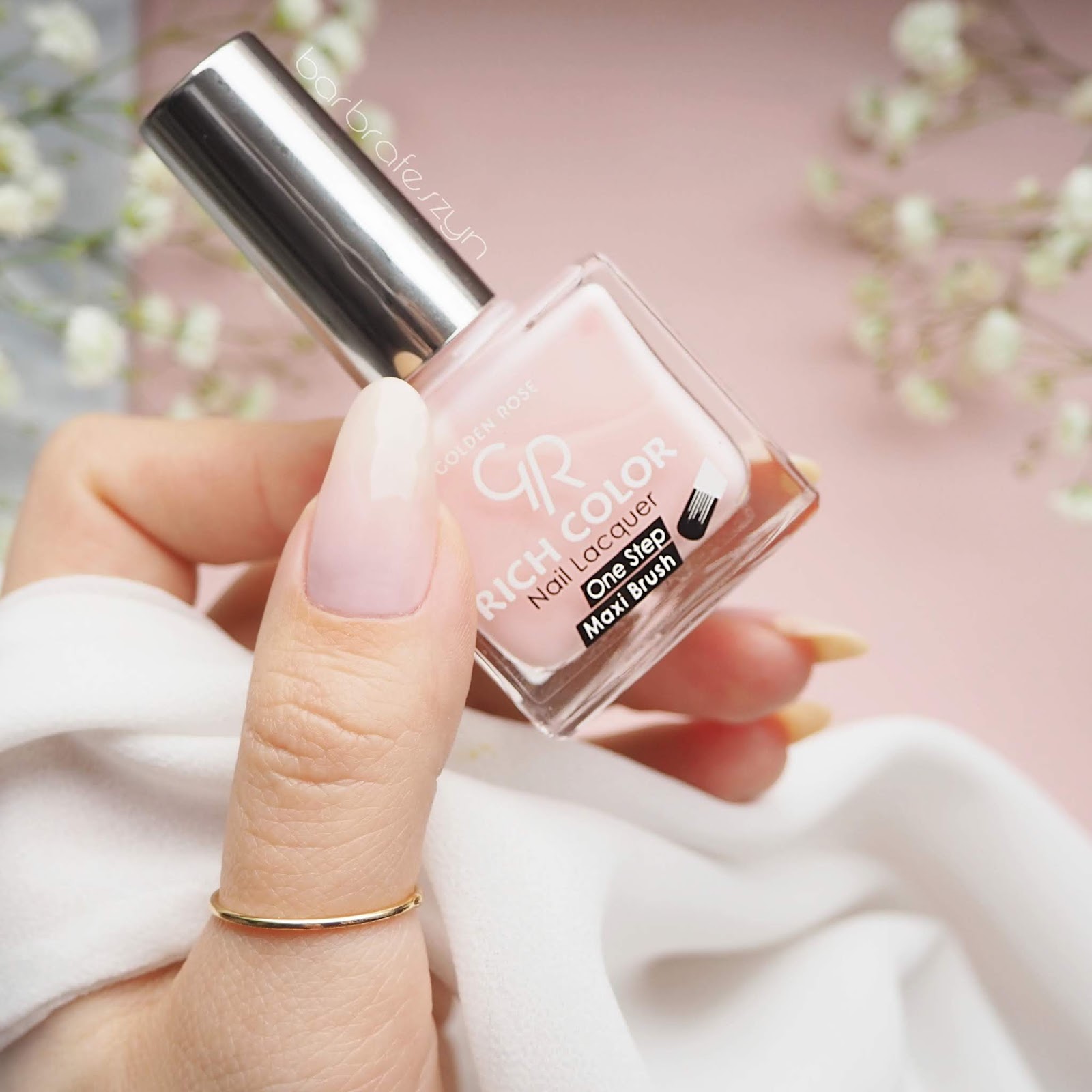 Nước sơn CR Golden Rose Rich Color Nail Lacquer