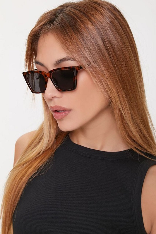 Kính Pride hoa văn K680