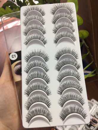 Lông mi KAZUMI khay 10 đôi.