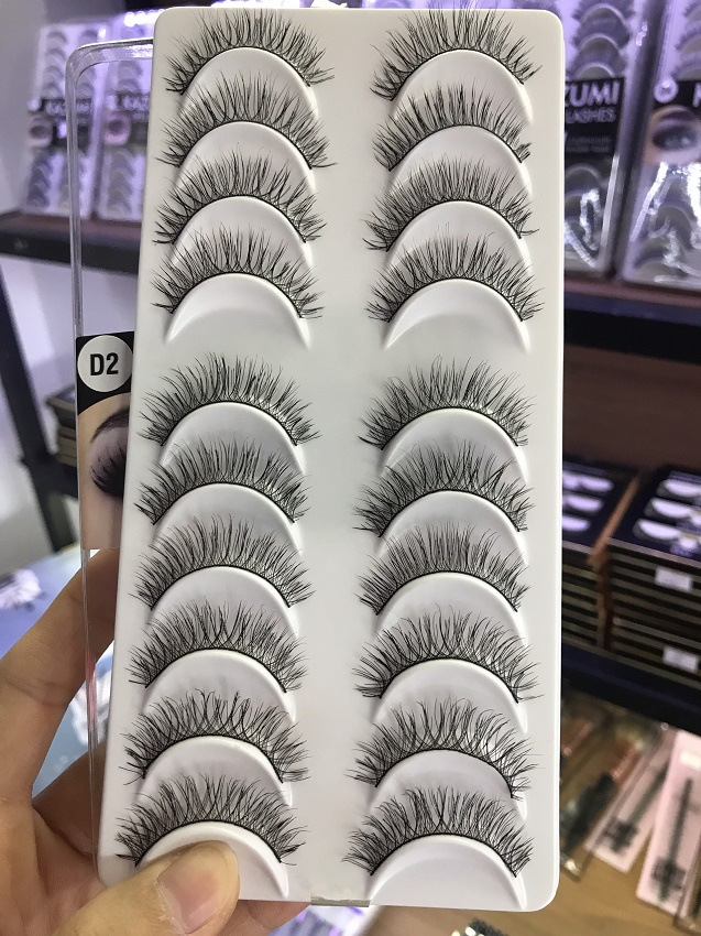 Lông mi KAZUMI khay 10 đôi.