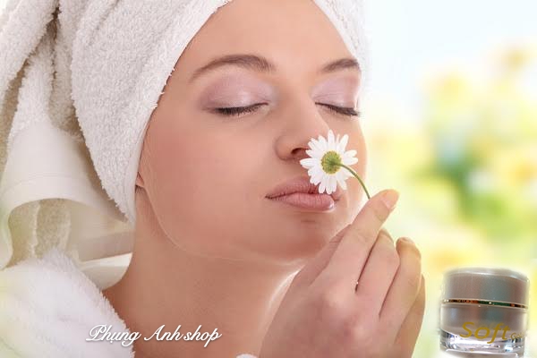 Kem dưỡng trắng da chống lão hóa Soft .