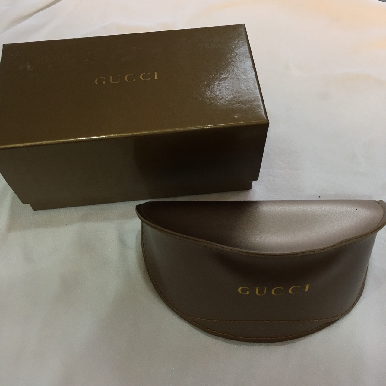 Hộp kính mắt lẻ