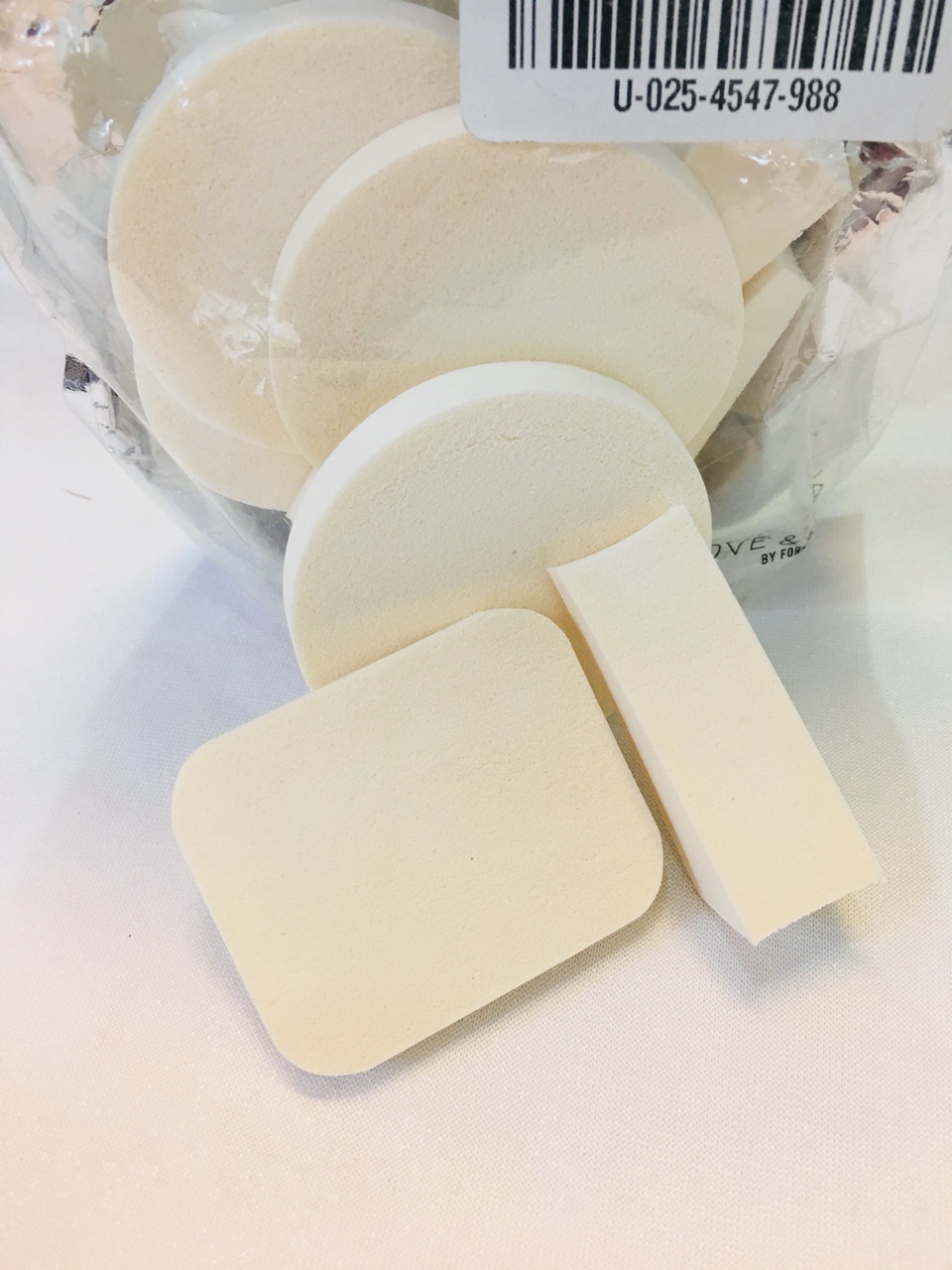 Bông phấn tán kem (góc khóe .)