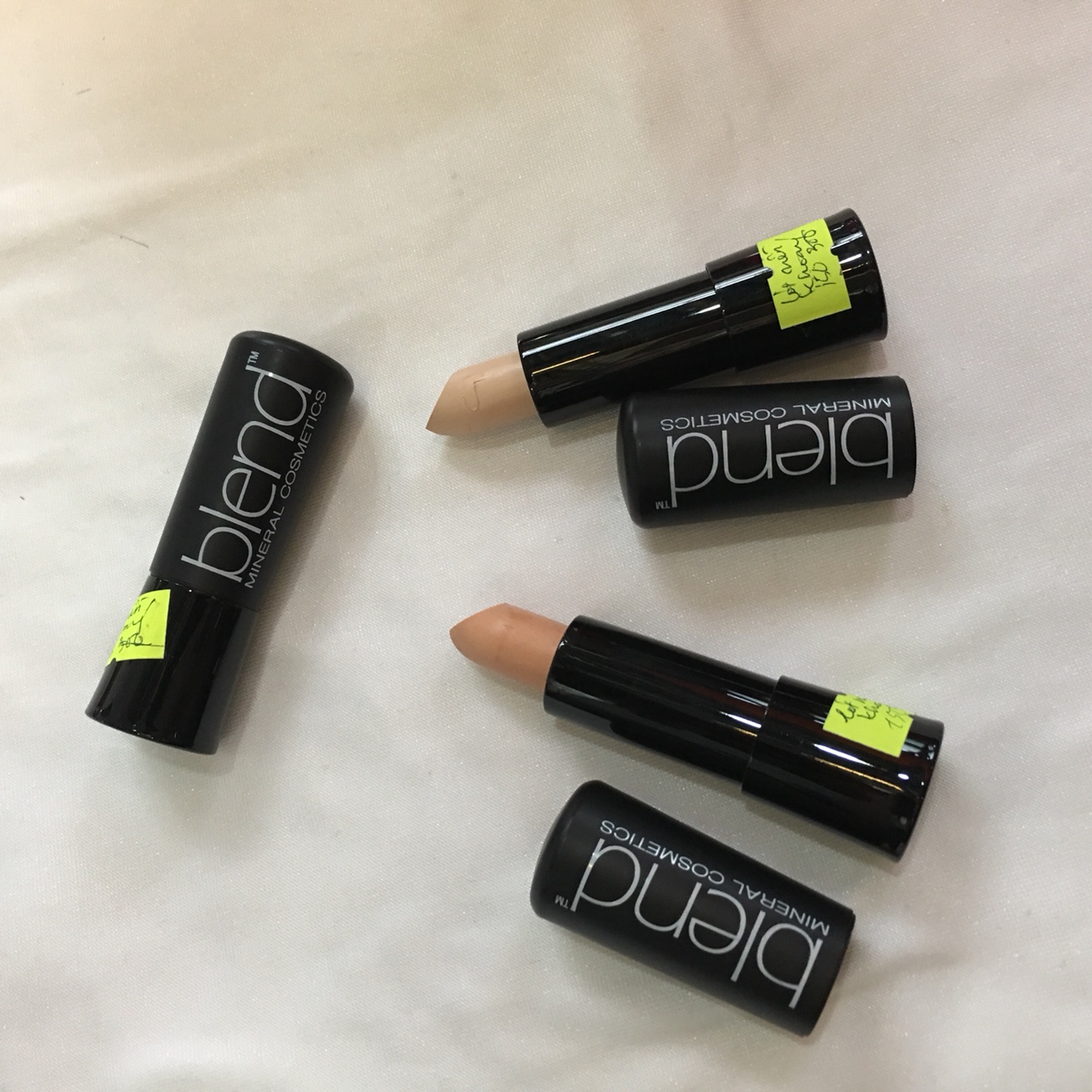 Che khuyết điểm khoáng chất Blend ( Authentic)