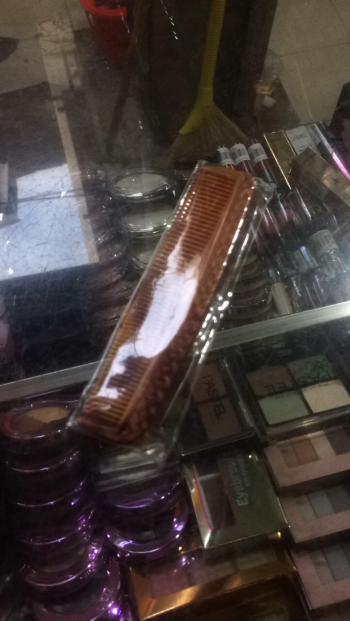 LƯỢC NHỰA RẺ NHỎ bỏ túi