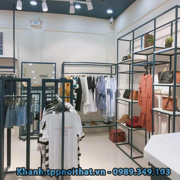 mau-gia-ke-teo-quan-ao-shop-thoi-trang-dep-tai-ha-noi