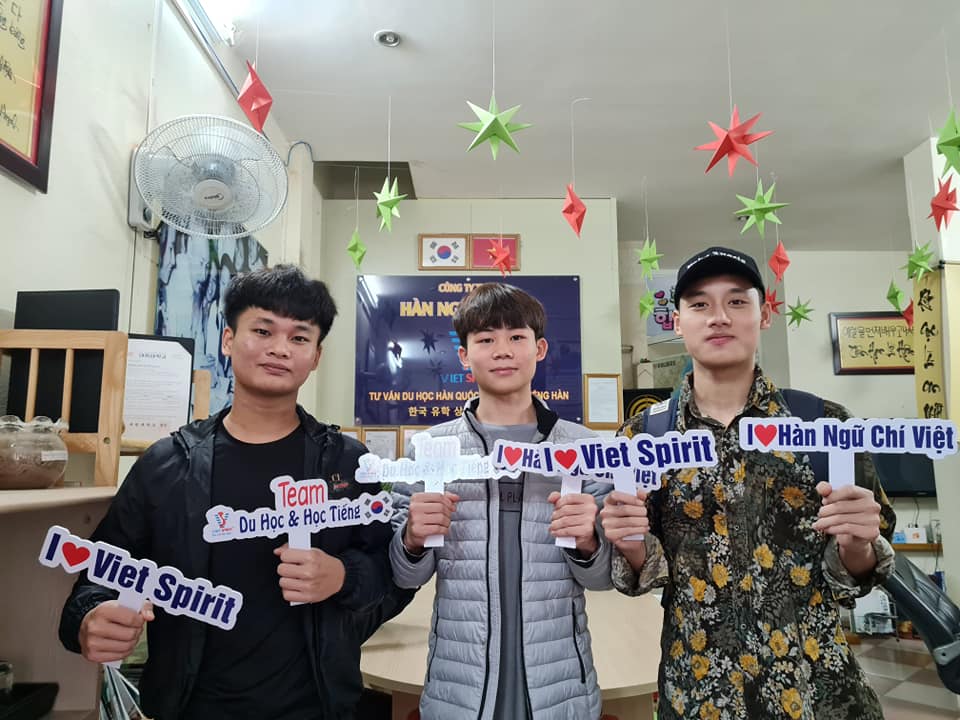 CÁC EM HÃY CỐ GẮNG HỌC TIẾNG HÀN THẬT TỐT NHÁ