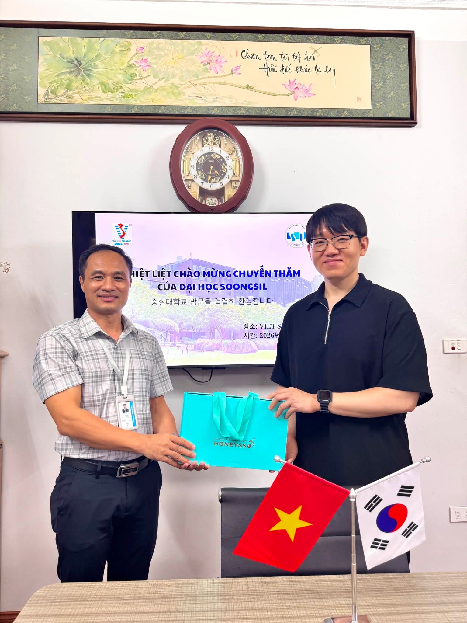 VIET SPIRIT VINH DỰ ĐÓN TIẾP ĐOÀN ĐẠI HỌC SOONGSIL – MỞ RA CƠ HỘI DU HỌC SEOUL CHO HỌC VIÊN 2K8