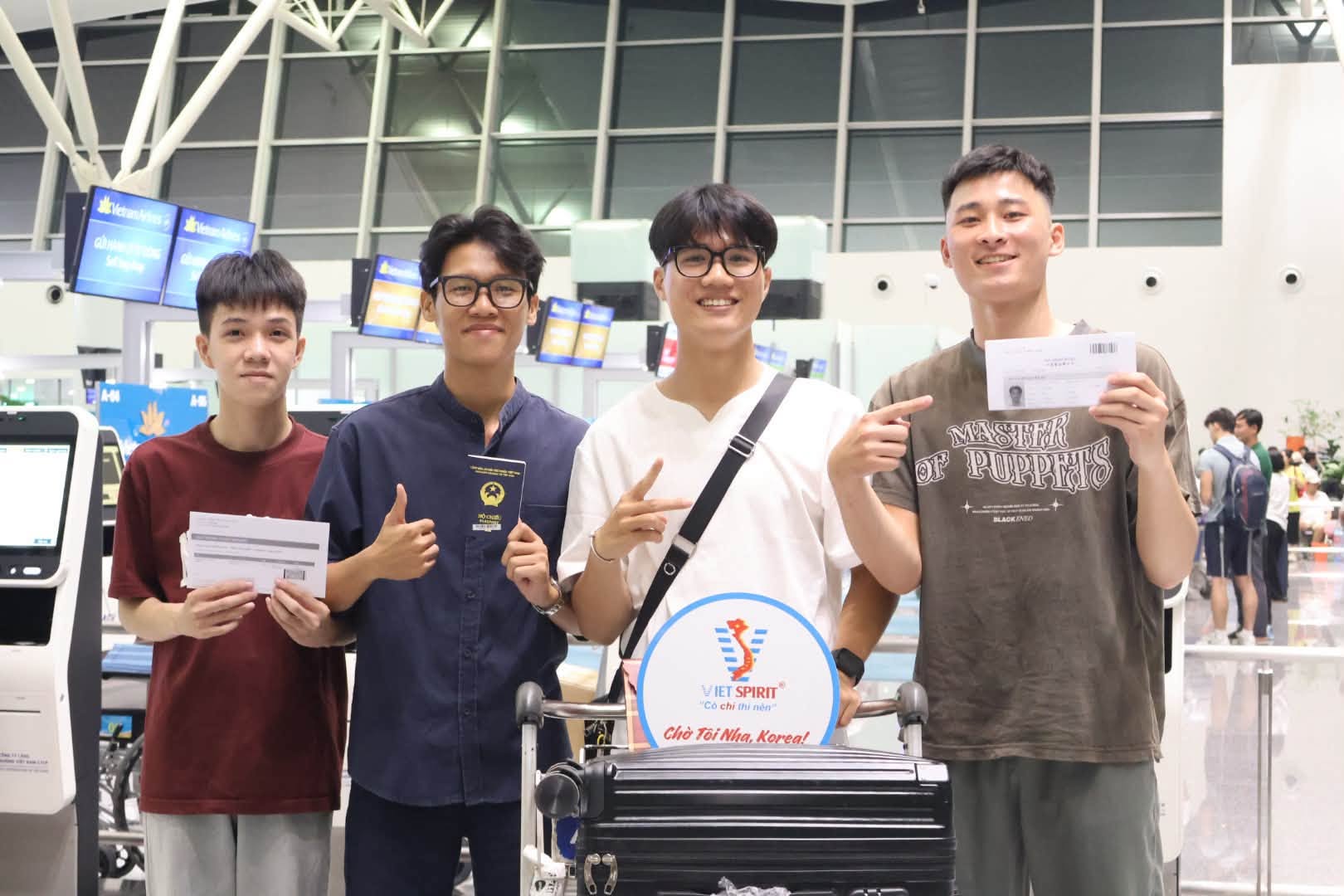 우리 애들아, 잘 가! – ĐI MẠNH GIỎI VÀ NHẤT ĐỊNH THÀNH CÔNG TRÊN CON ĐƯỜNG DU HỌC NHÉ CÁC EM!
