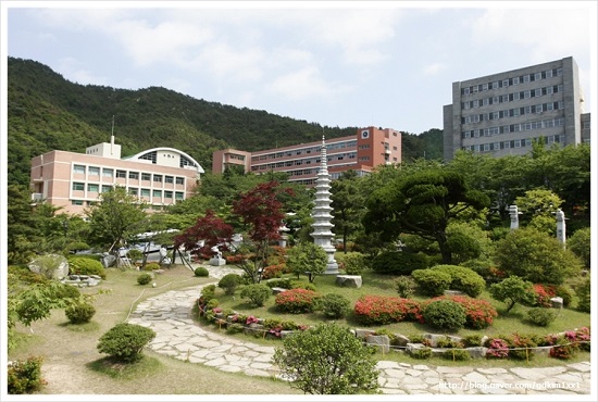 DONG-EUI  SCIENCE College