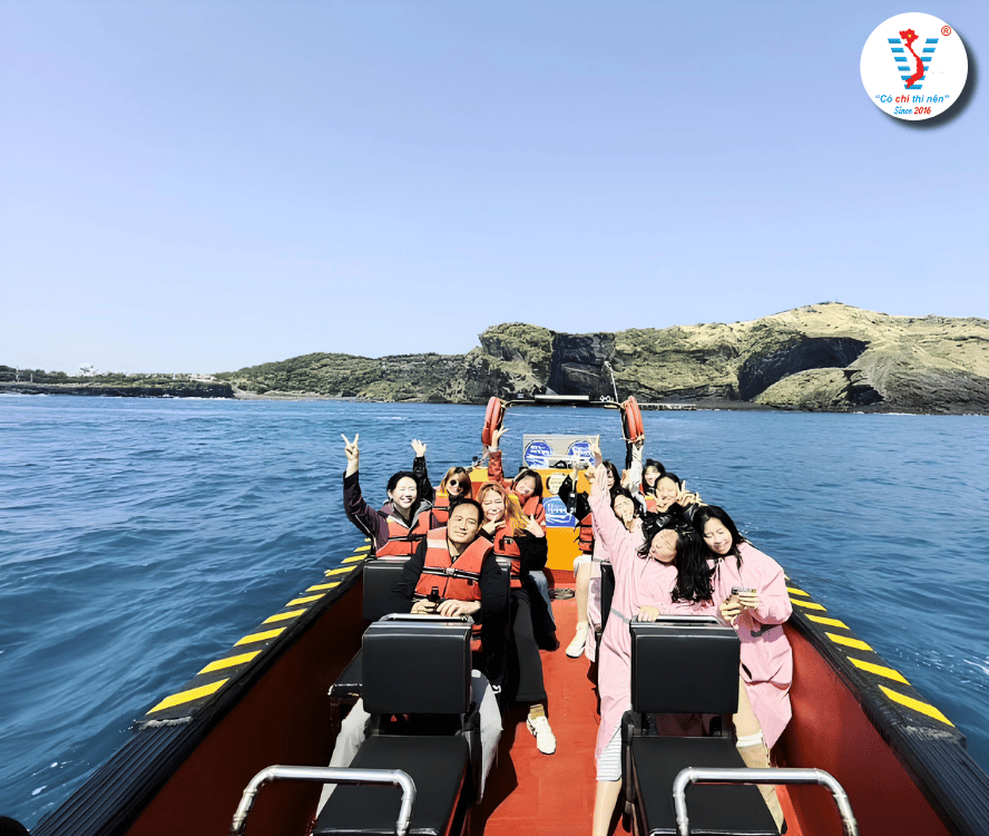 Khám Phá Jeju Từ Góc Nhìn Thực Tế – Điều Gì Làm Nên Sức Hút Của Hòn Đảo Nổi Tiếng Nhất Hàn Quốc?