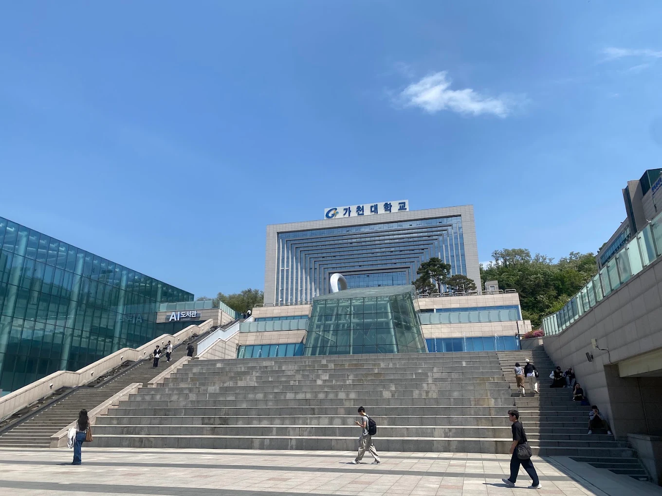 Viet Spirit tham dự hội thảo Trường Đại học Gachon: Định hướng du học Hàn Quốc cho tân sinh viên kỳ tháng 9/2026