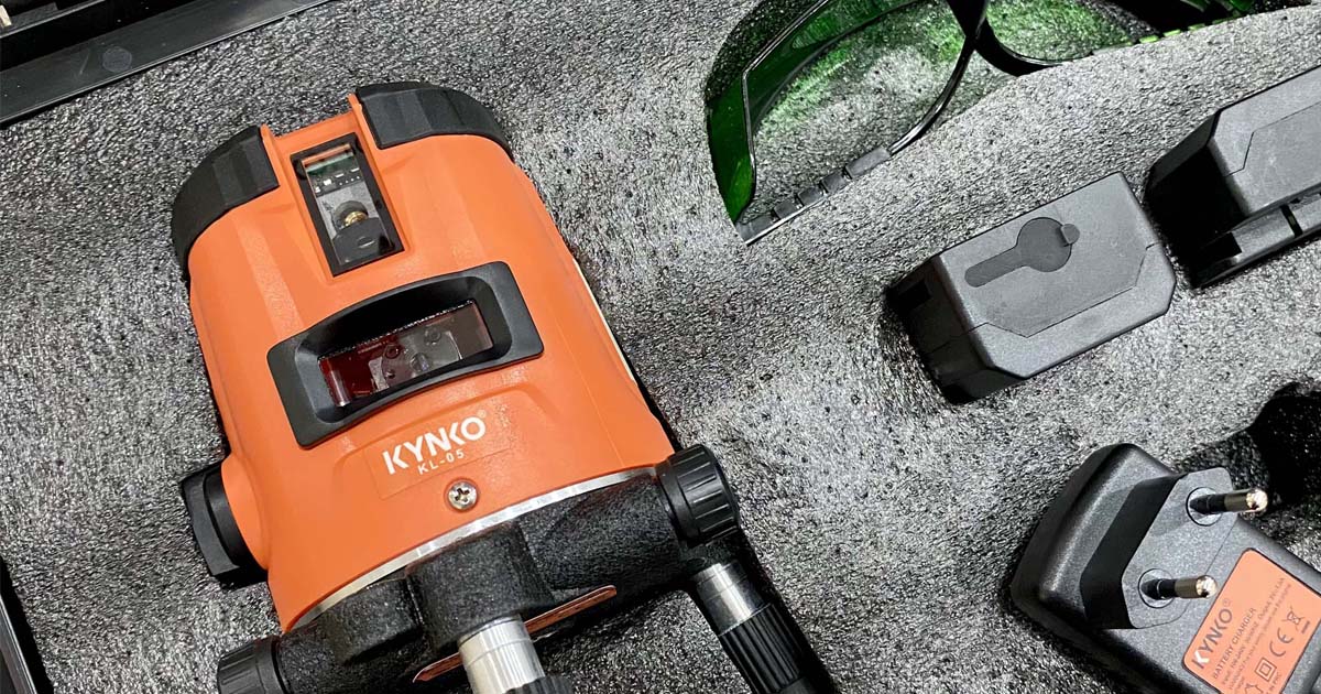 MÁY CÂN BẰNG LASER LÀ GÌ? CÁCH LỰA CHỌN?