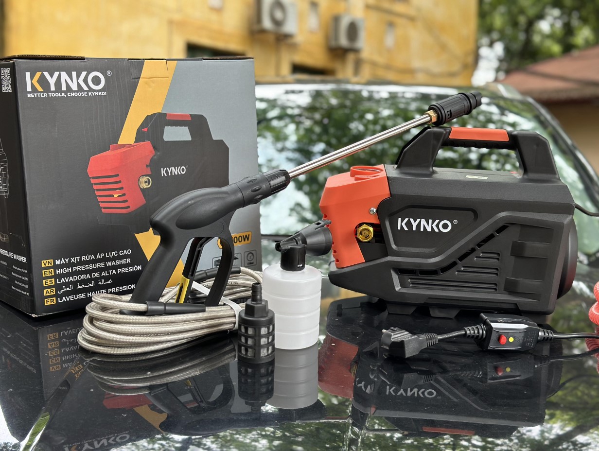 Kynko Flashlight MÁY RỬA XE CHUYÊN DỤNG KYNKO KW03