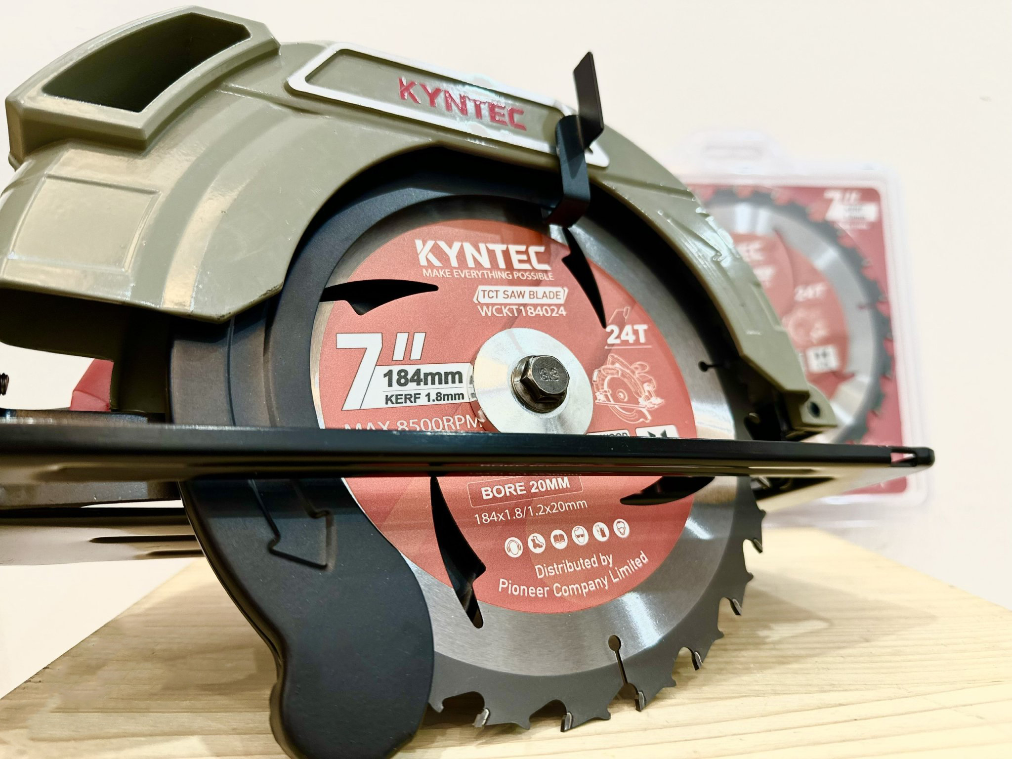 LƯỠI CƯA GỖ TCT 184MM 24 RĂNG KYNTEC WCKT184024