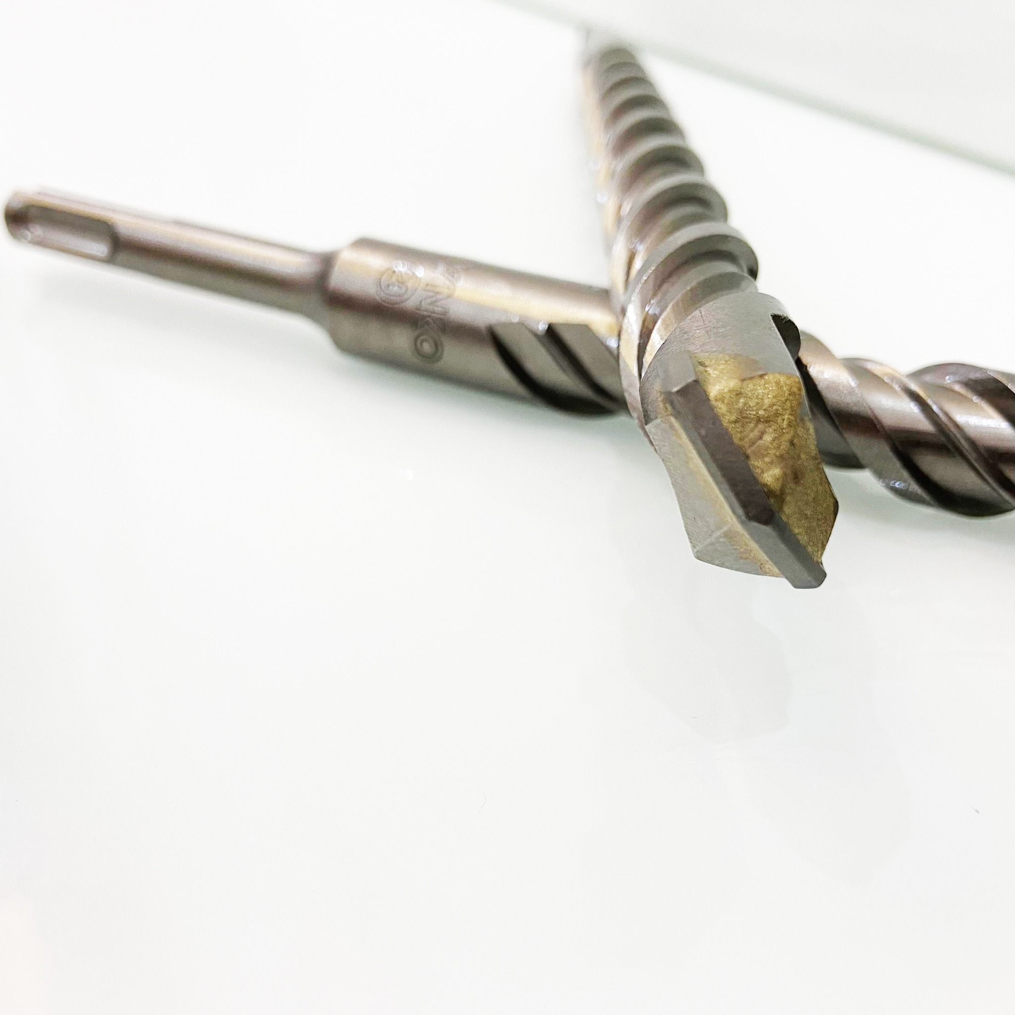 PHI Ø20 DÀI 310MM XUYÊN TƯỜNG ĐẦU DẸT  MŨI KHOAN BÊ TÔNG SDS KYNKO MKBTXT-20310