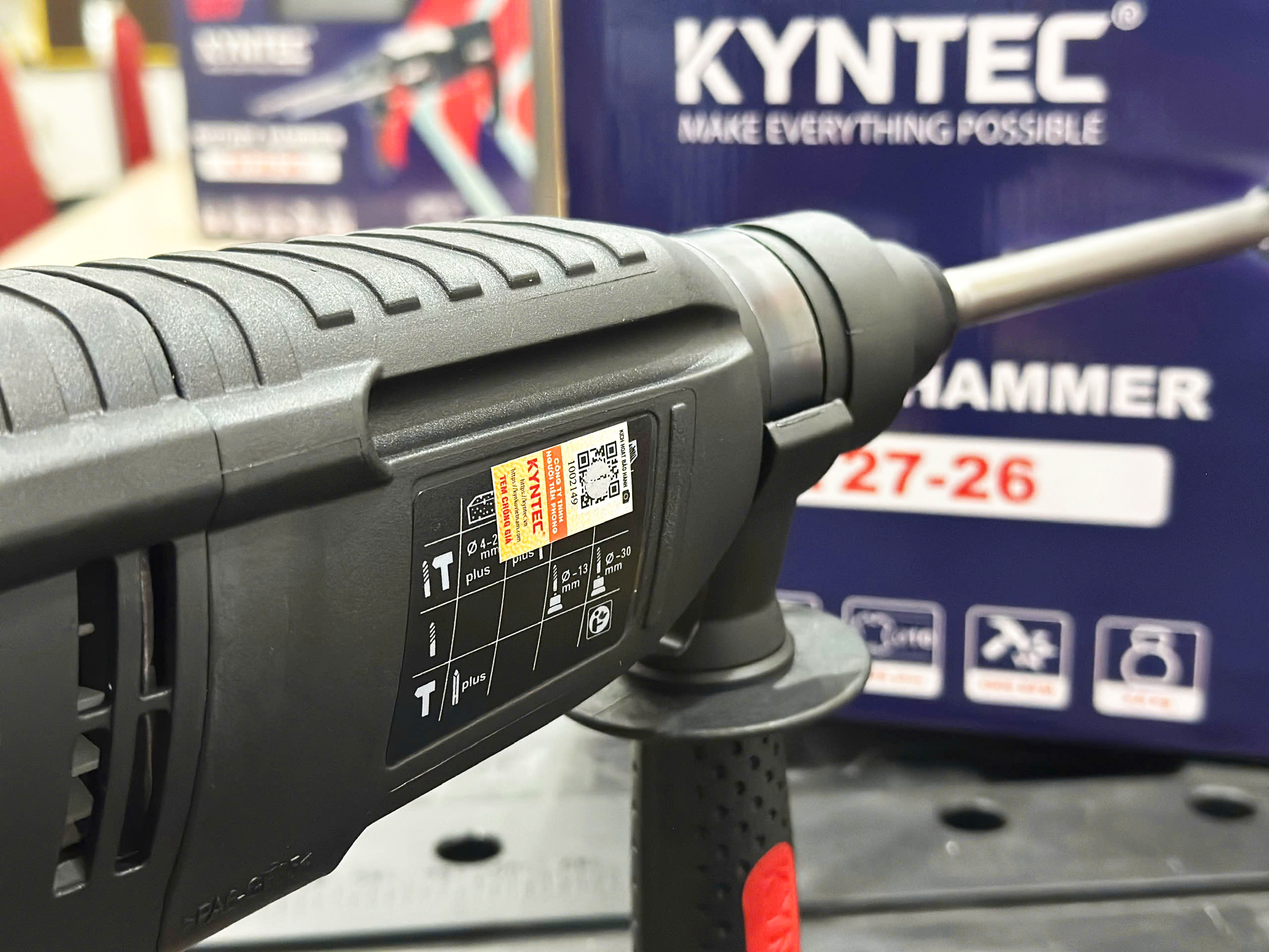 MÁY KHOAN BÊ TÔNG KYNTEC KT27 - 26