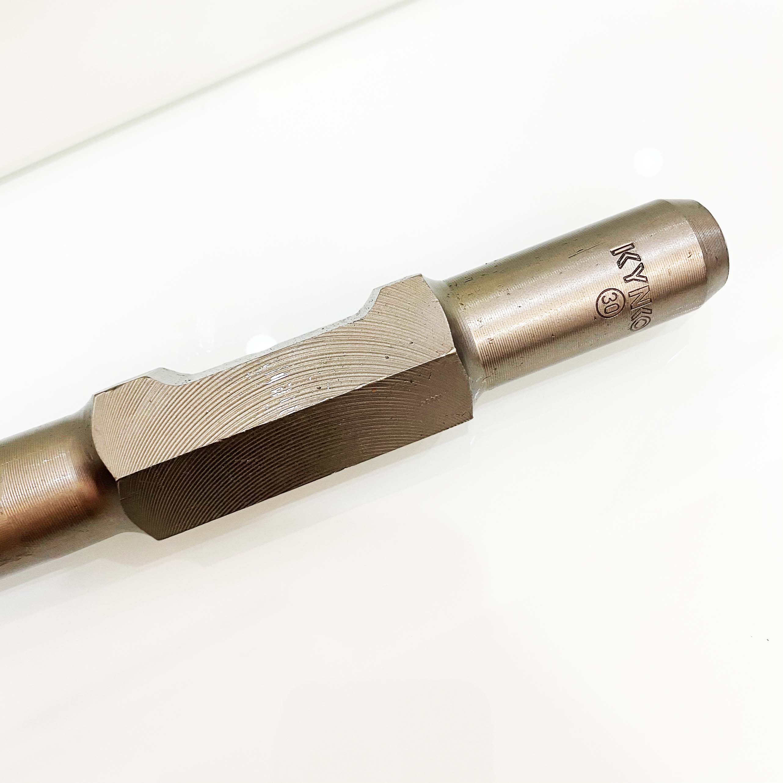 MŨI ĐỤC NHỌN KYNKO Ø 30MM DÀI 600MM CHO MÁY PH65A - MDPH65600