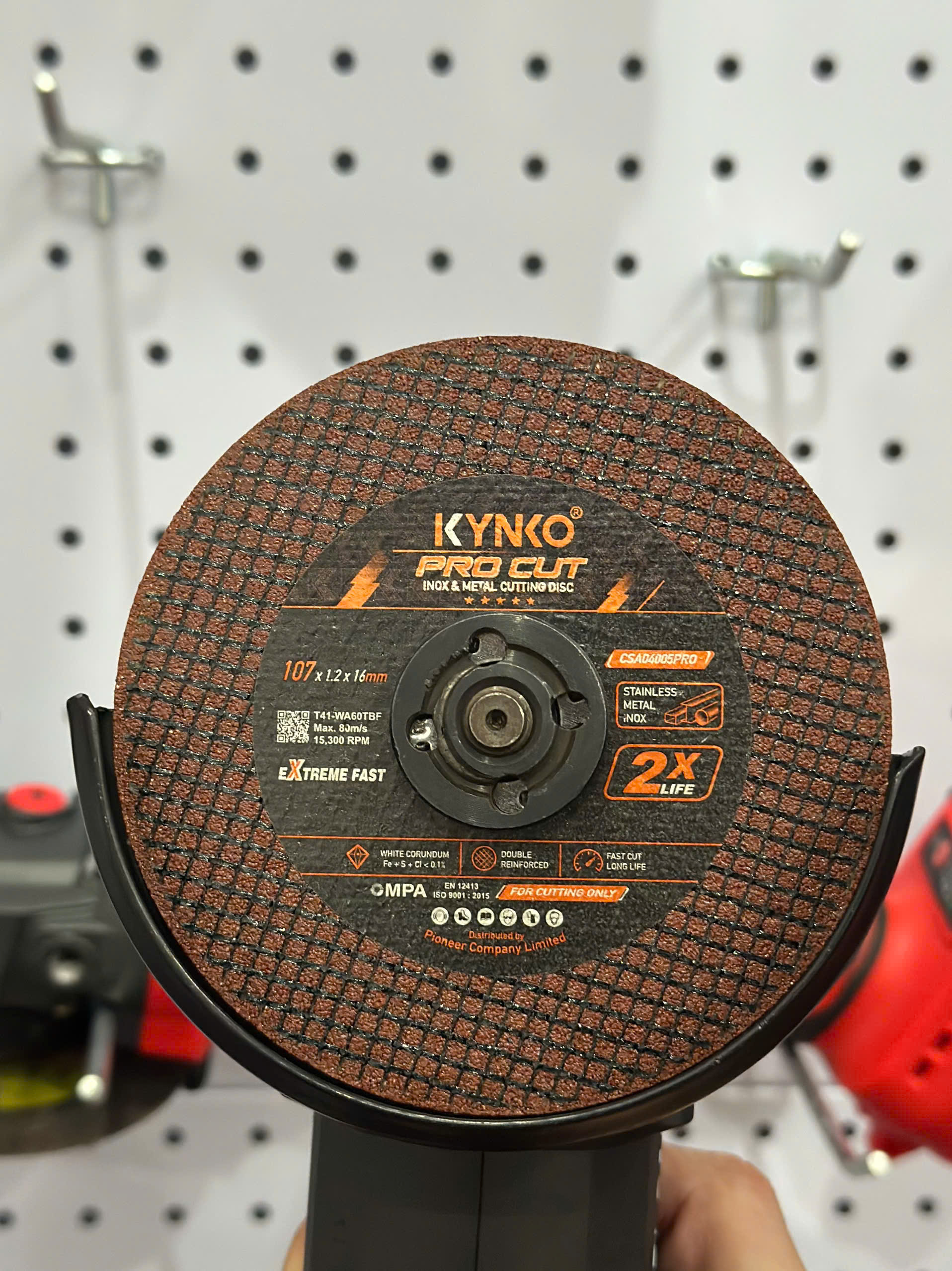 ĐÁ CẮT 107 CAO CẤP CHÍNH HÃNG KYNKO CSA04005PRO SIÊU BỀN
