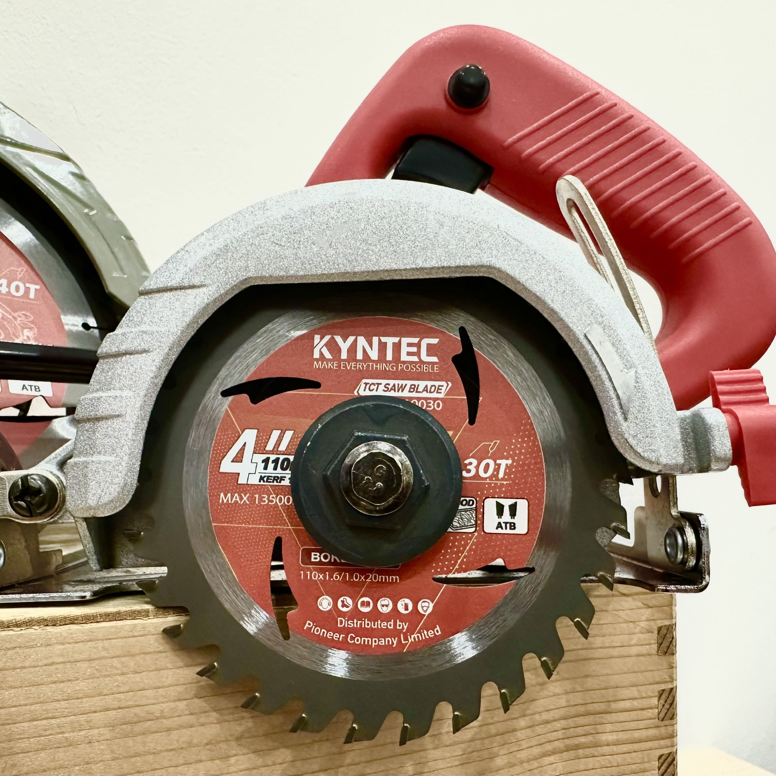 Lưỡi Cưa Gỗ TCT 100MM 30 RĂNG KYNTEC WCKT110030