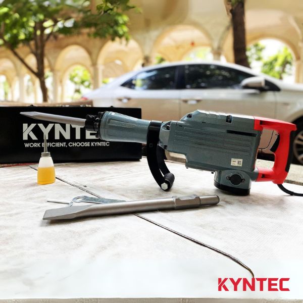 MÁY ĐỤC BÊ TÔNG KYNTEC KT06