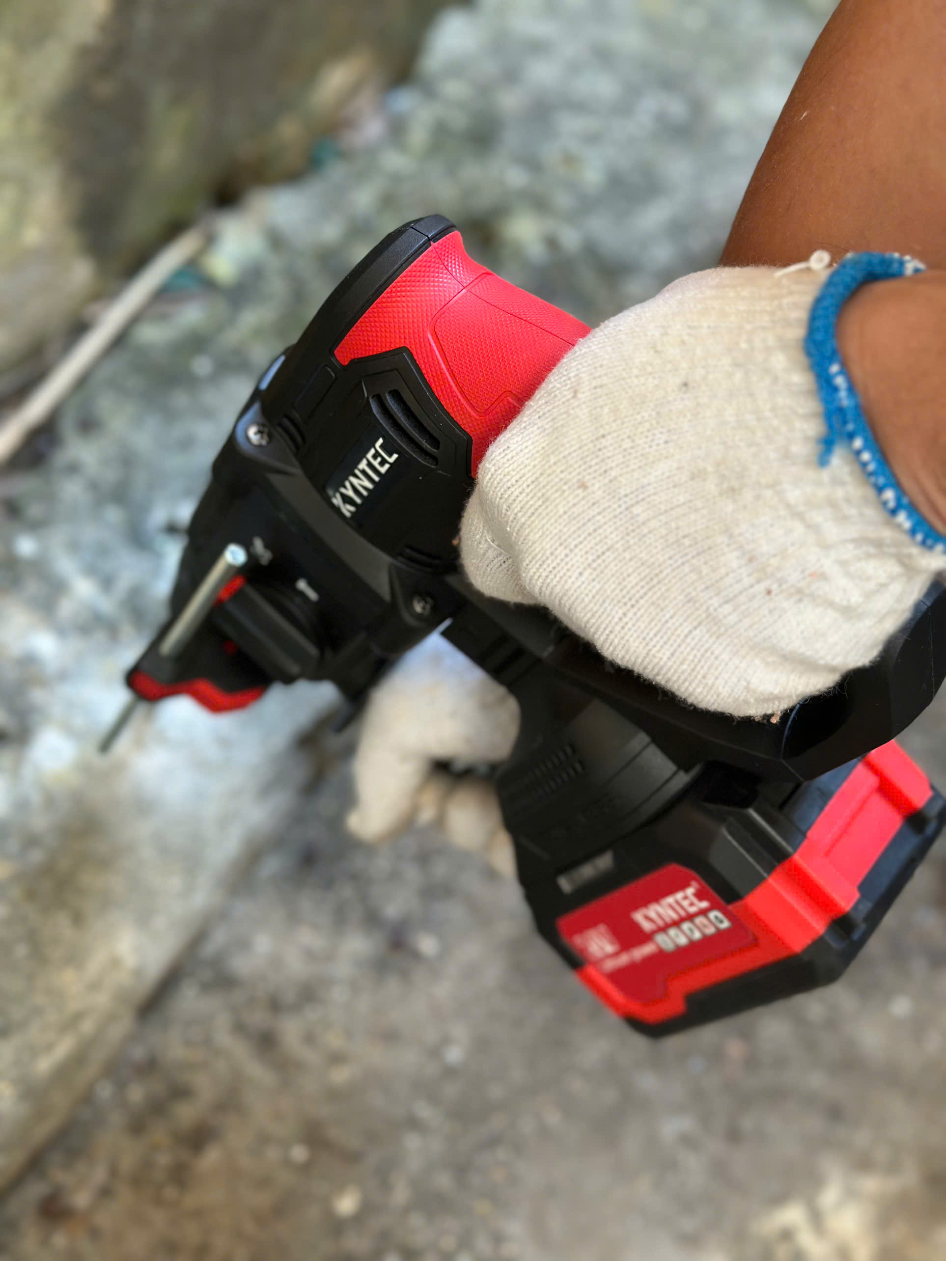 THÂN MÁY KHOAN BÊ TÔNG PIN KYNTEC KT51 - 22 (KHÔNG GỒM PIN)