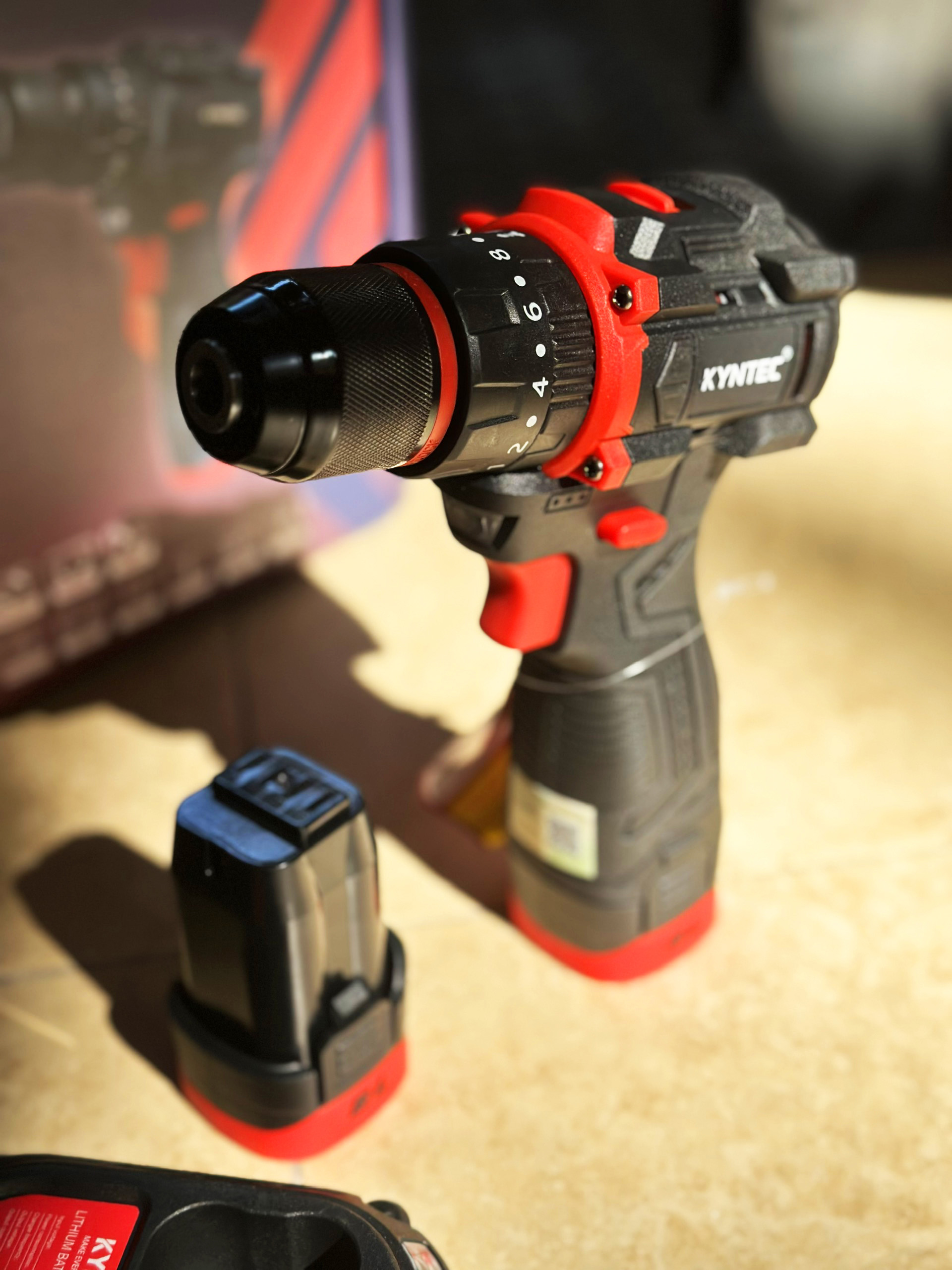 BỘ KHOAN PIN KYNTEC KT60 - 10