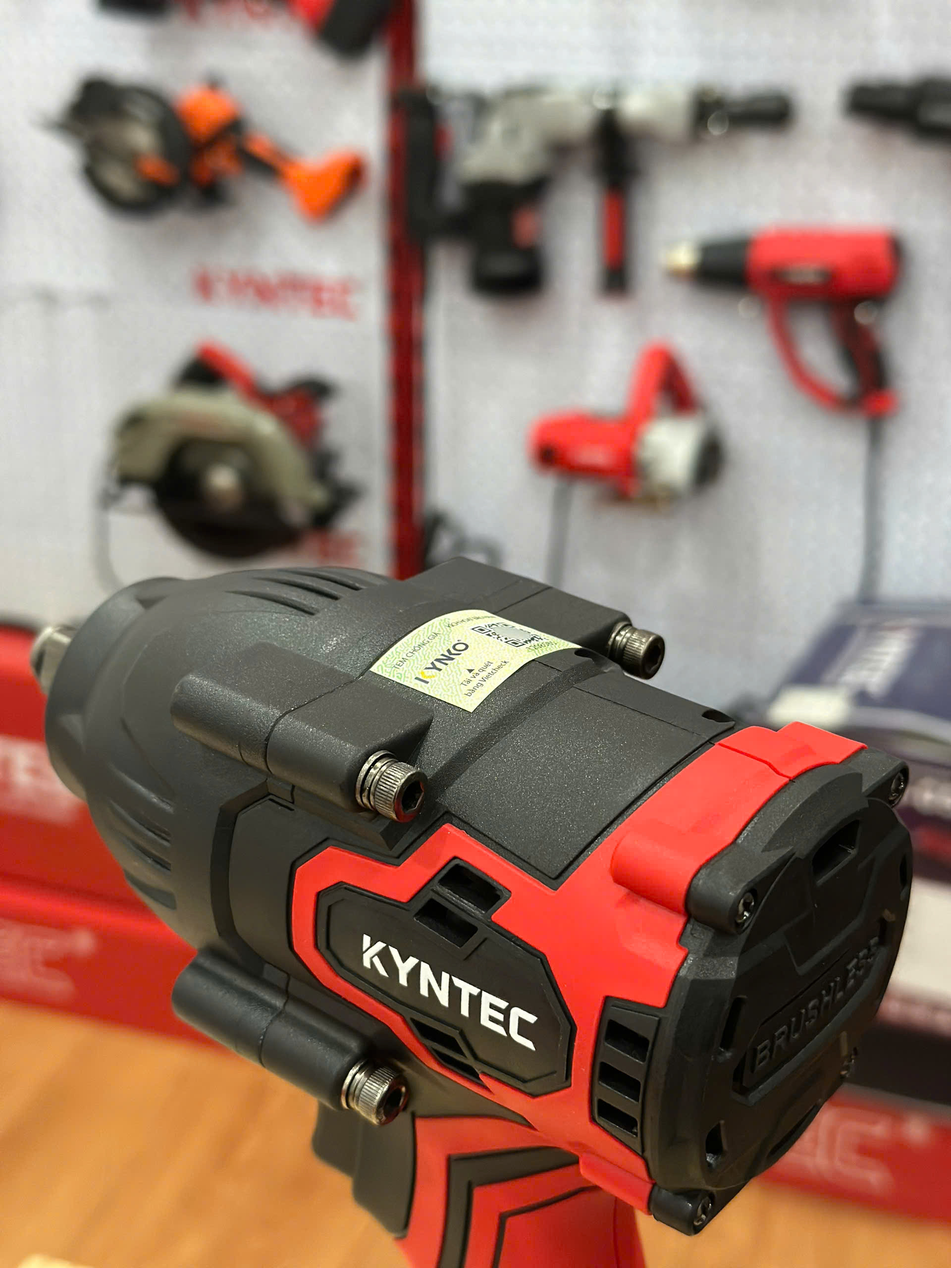 THÂN MÁY SIẾT ỐC PIN 850N KYNTEC V20 - KT72 - 850