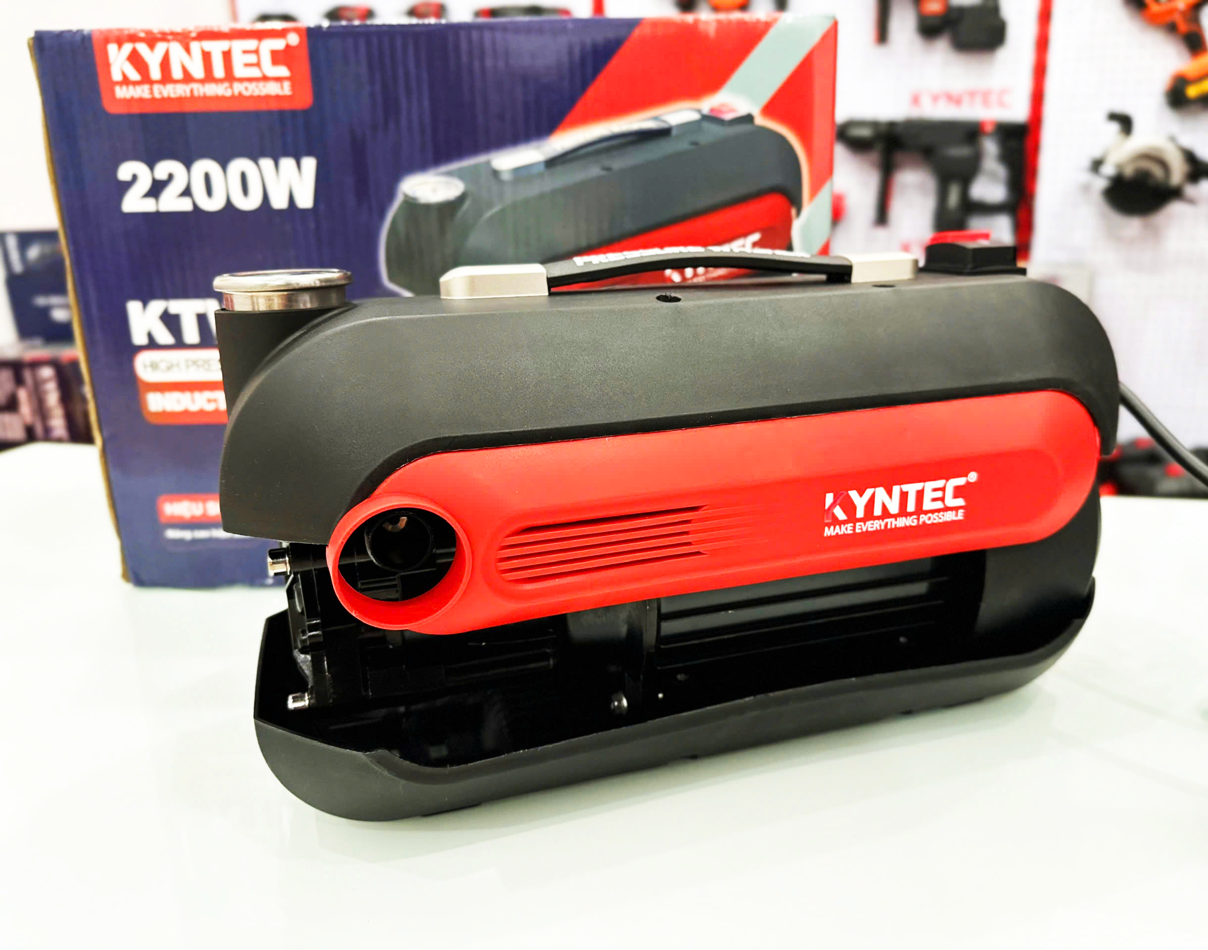 MÁY RỬA XE CHUYÊN DỤNG KYNTEC KTW - 10