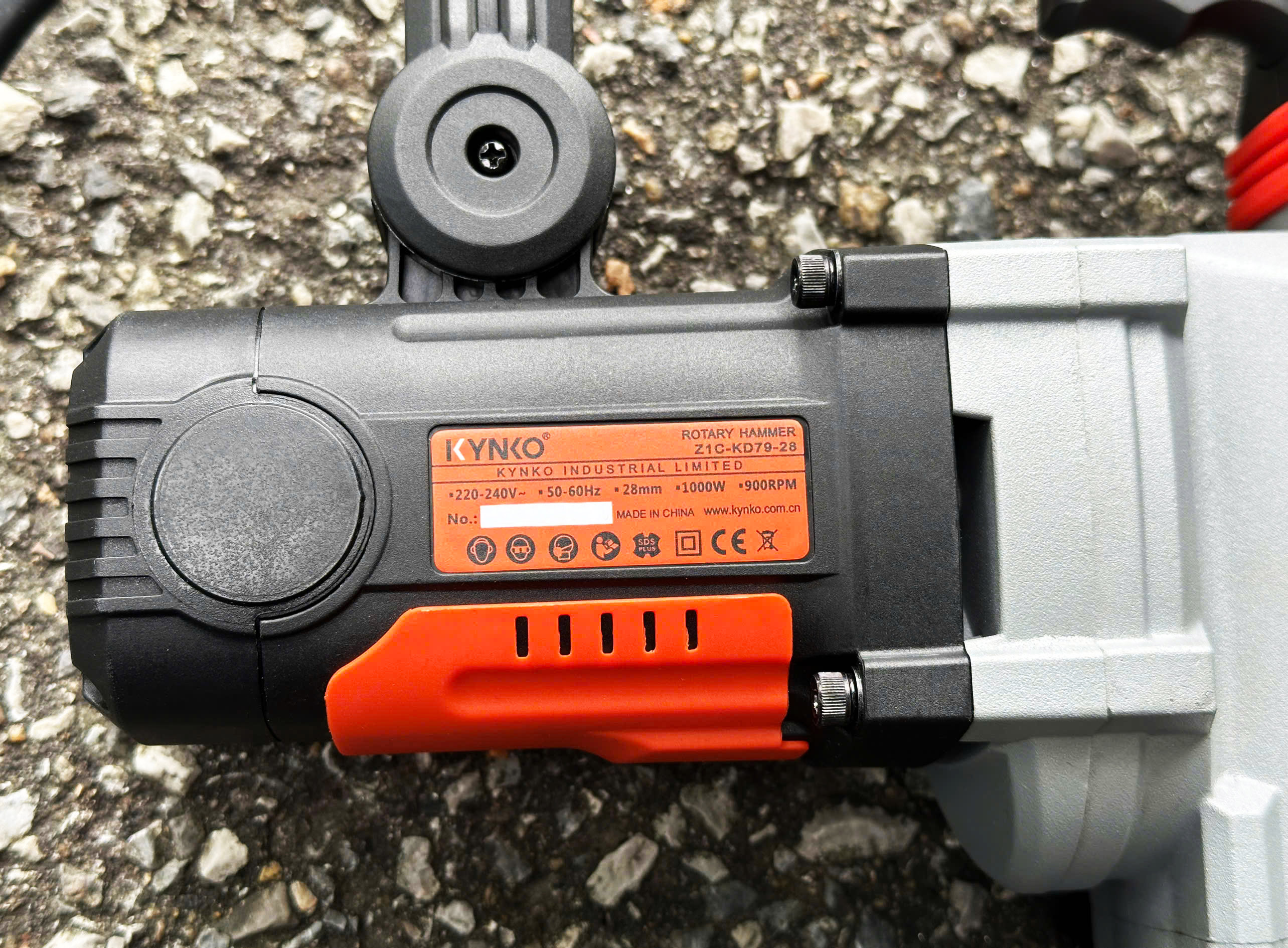 MÁY KHOAN BÚA CẦM TAY KYNKO KD79 NEW - Z1C-KD79-28-25