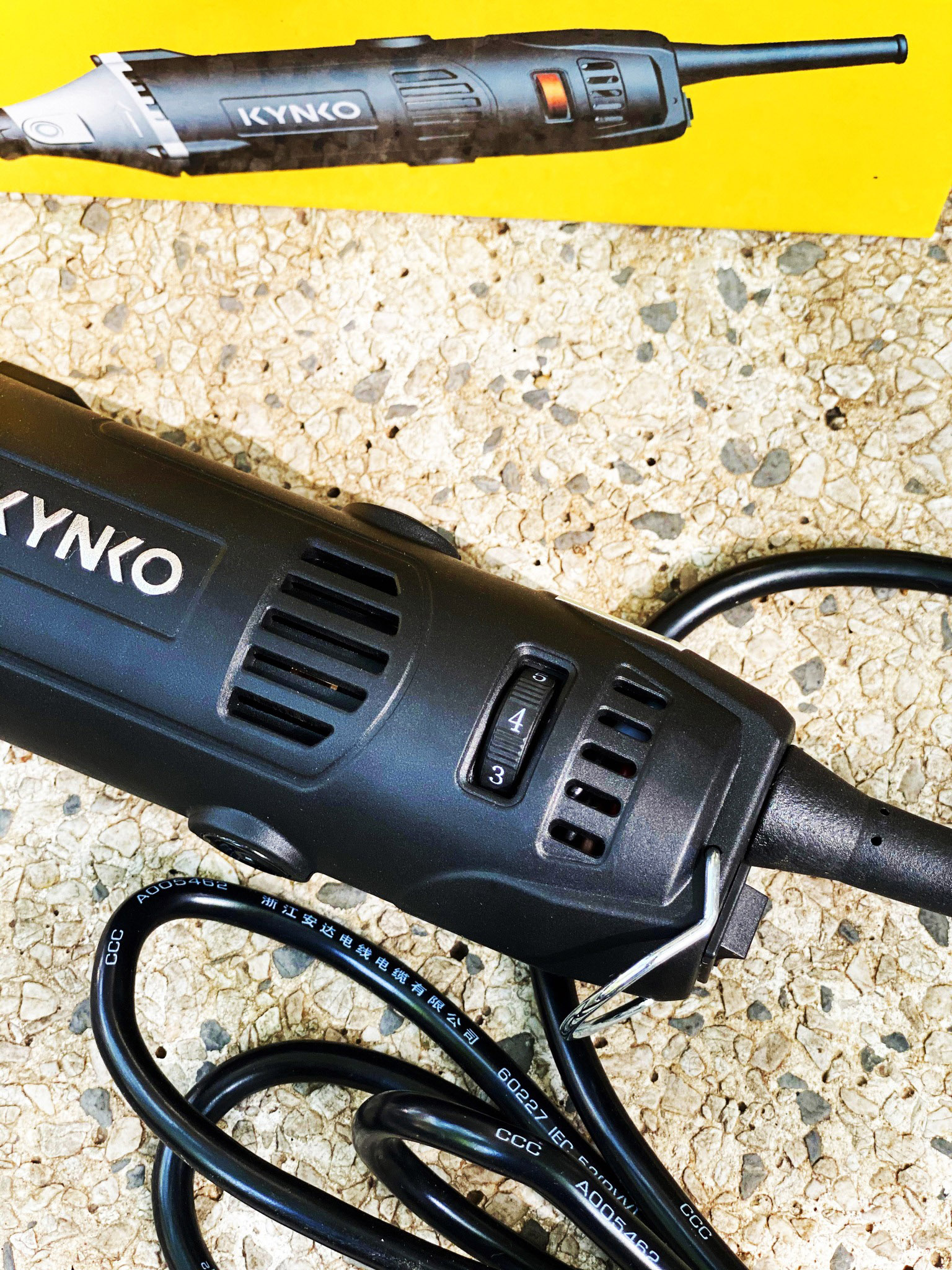 MÁY MÀI KHUÔN LỖ KYNKO CÓ ĐIỀU TỐC KD93 (#6931)