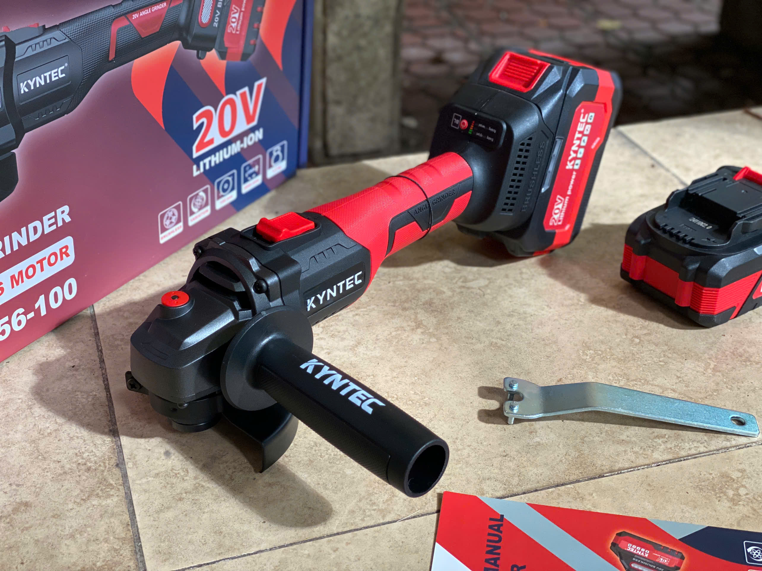 THÂN MÁY MÀI PIN 20V CẦM TAY KYNTEC KT56 - 100 (KHÔNG GỒM PIN)