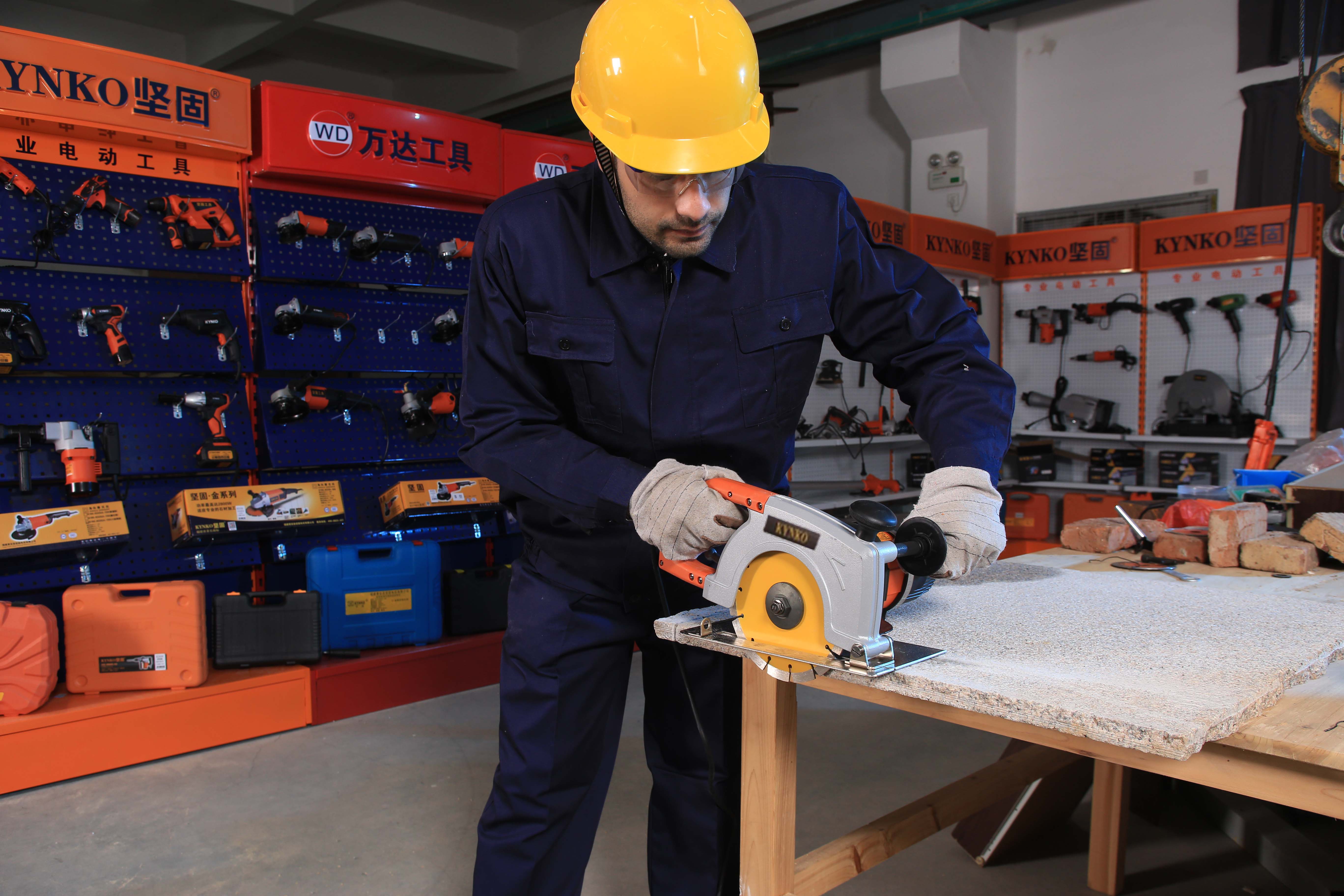 MÁY CẮT GẠCH ĐÁ KYNKO Z1E-KD36-180 (#6361)