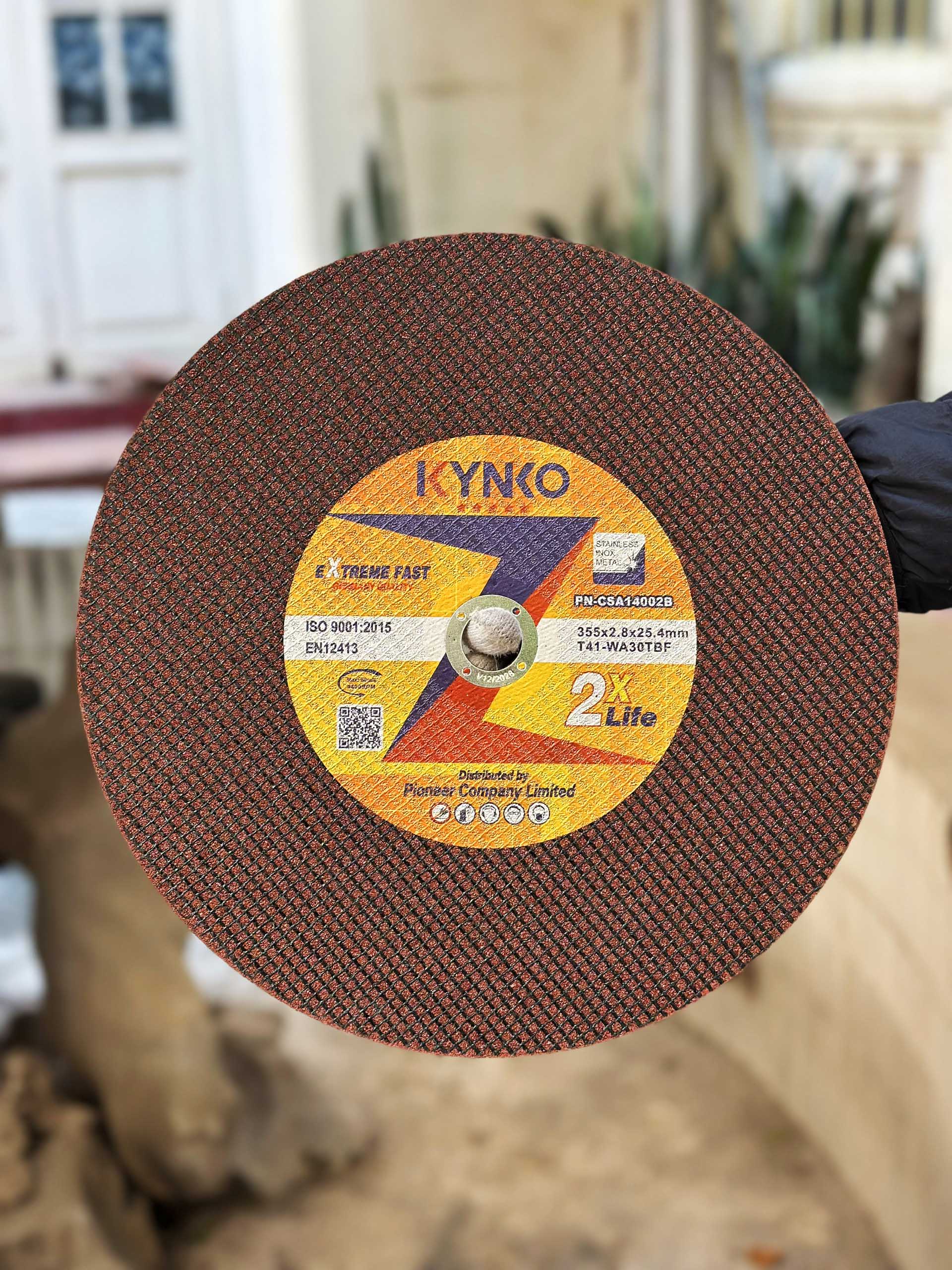 ĐÁ CẮT 355 CAO CẤP CHÍNH HÃNG KYNKO PN - CSA14002P