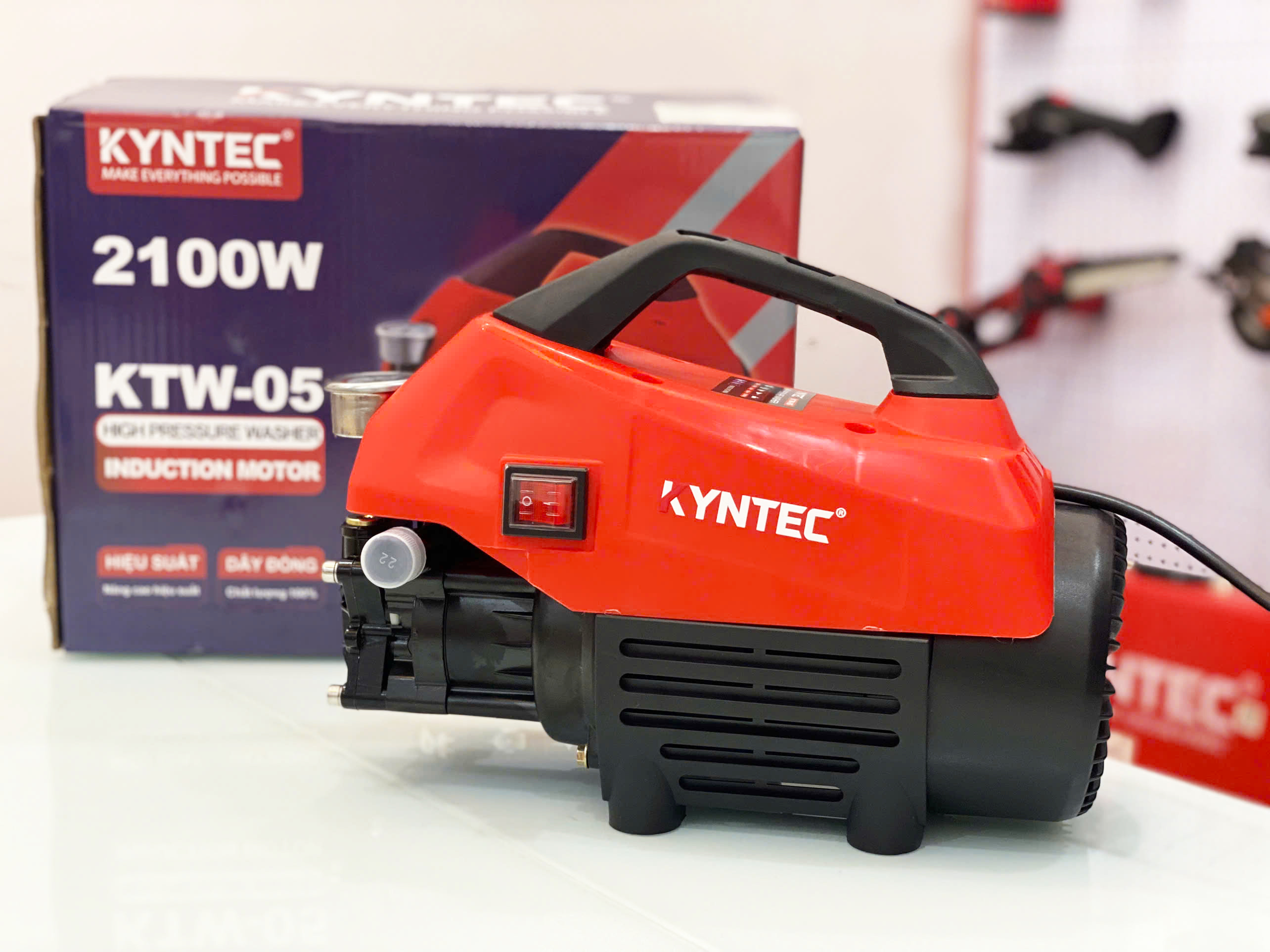 MÁY RỬA XE CHUYÊN DỤNG KYNTEC KTW - 05