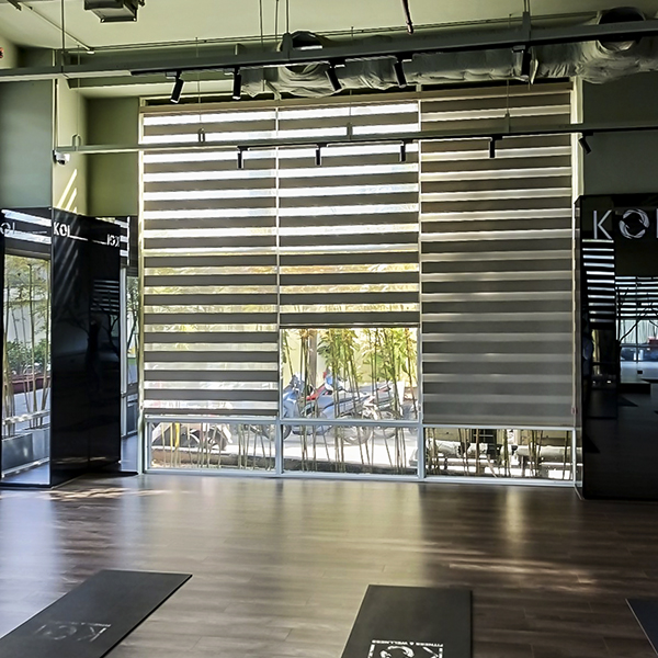 Rèm cầu vồng lựa chọn phù hợp cho phòng tập gym hiện đại