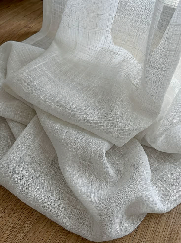can-canh-be-mat-vai-voan-linen-gia-linen-cao-cap