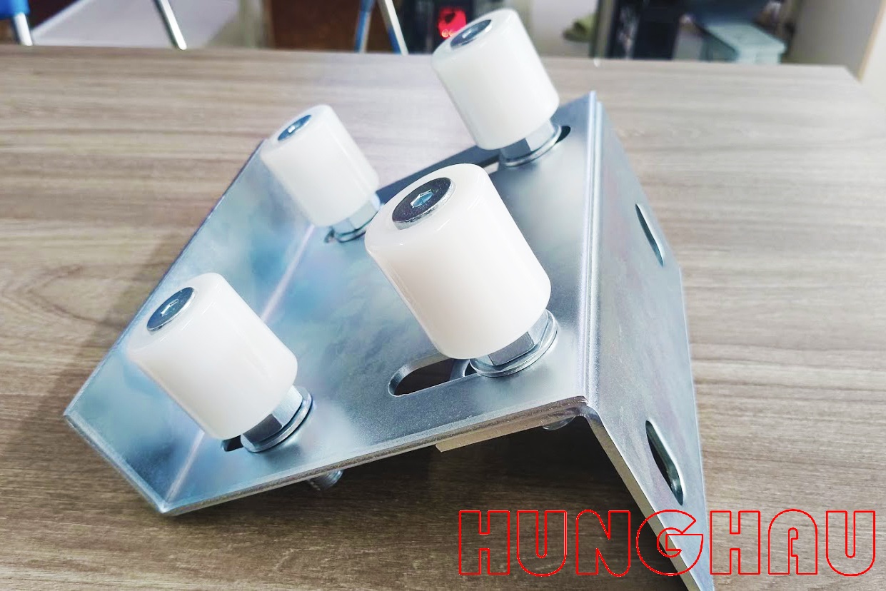 Bộ dẫn hướng cổng lùa 4 lăn D40-L200