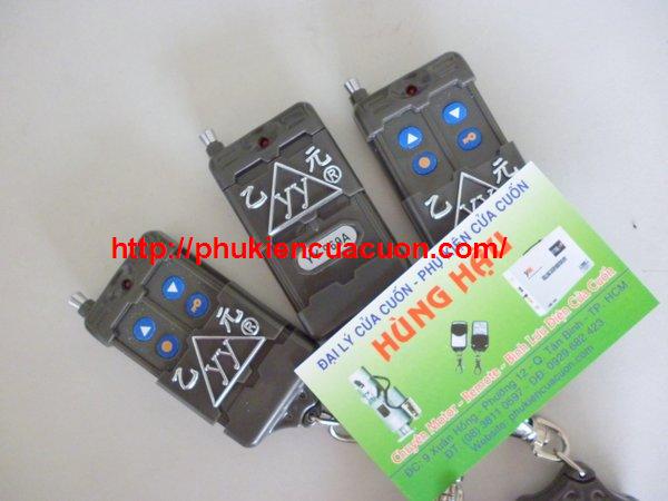 Remote cửa cuốn YY 969