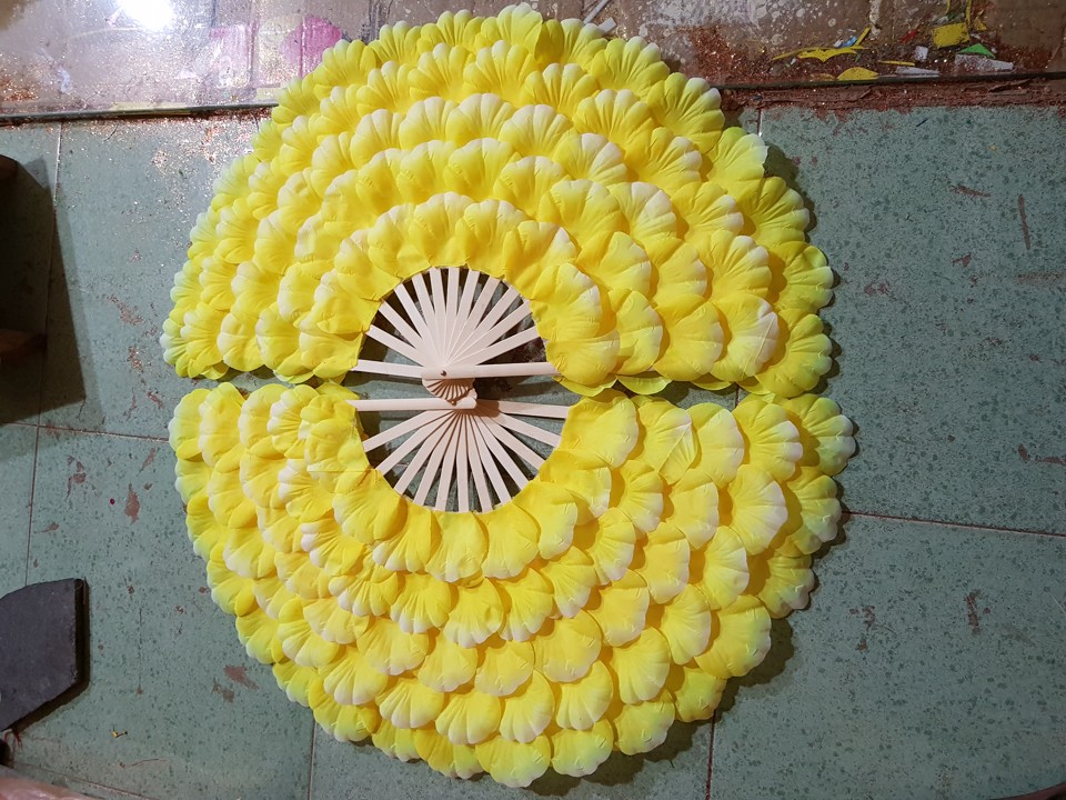 Quạt múa 100