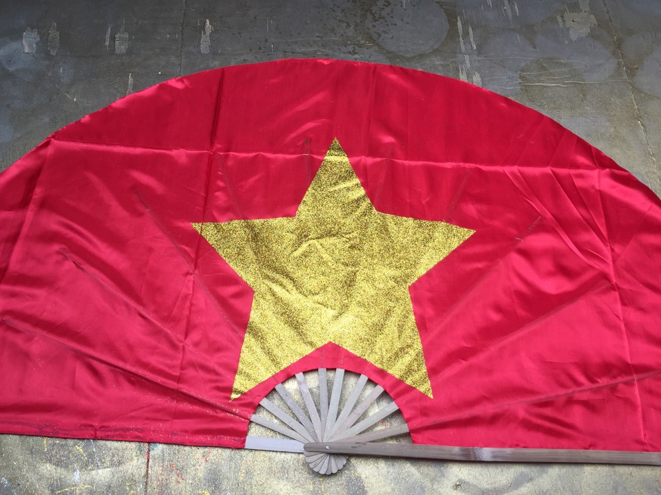 Quạt múa 141