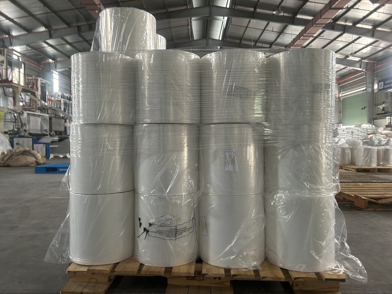 Cuộn màng co cỡ lớn