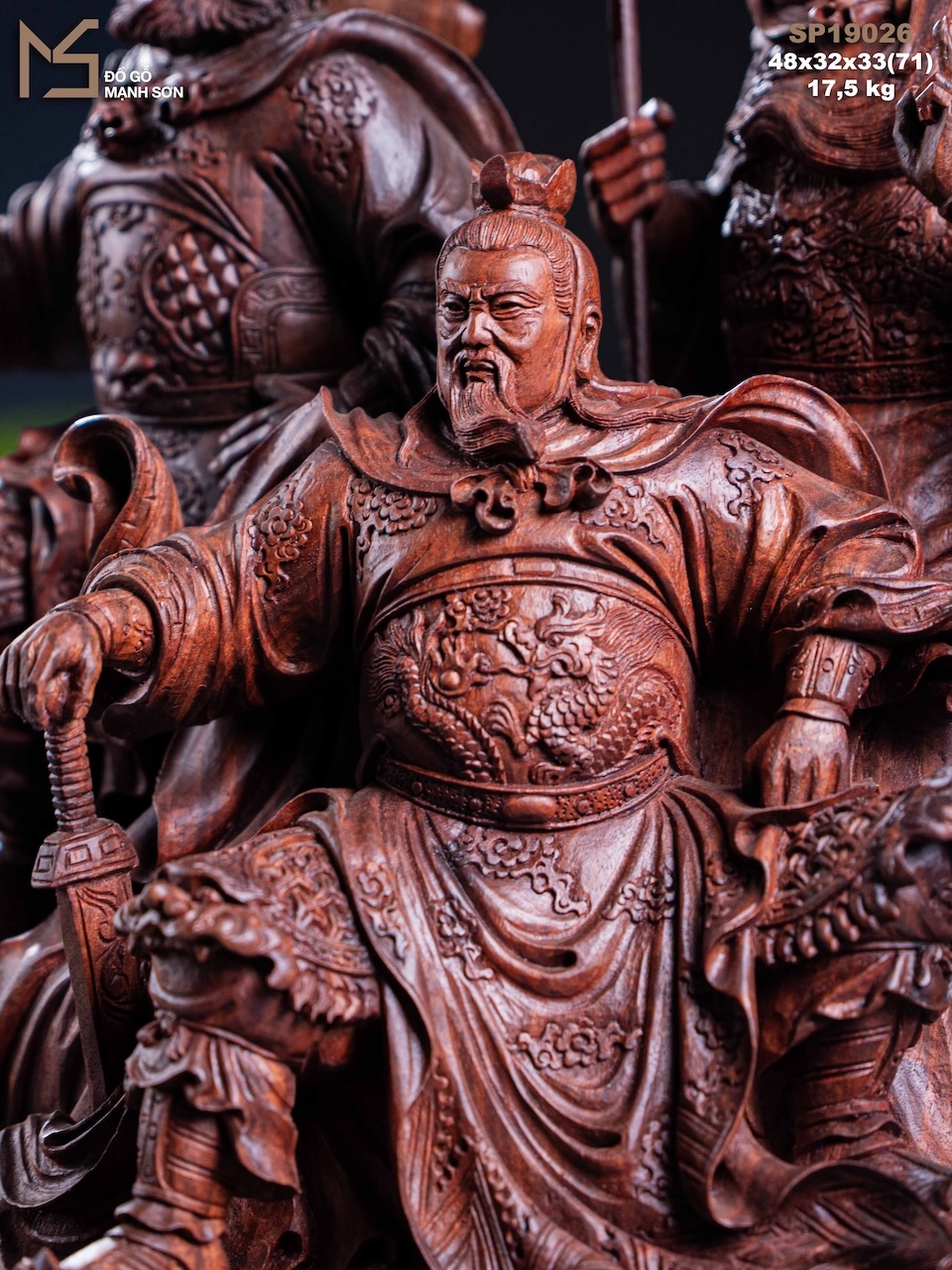 TƯỢNG TAM VỊ ANH HÙNG - GỖ TỬ ĐÀN