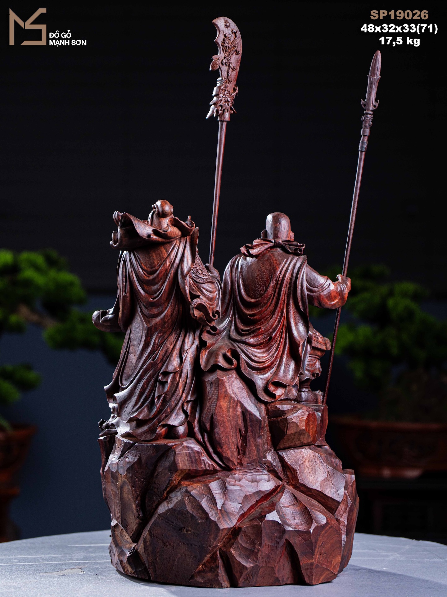 TƯỢNG TAM VỊ ANH HÙNG - GỖ TỬ ĐÀN