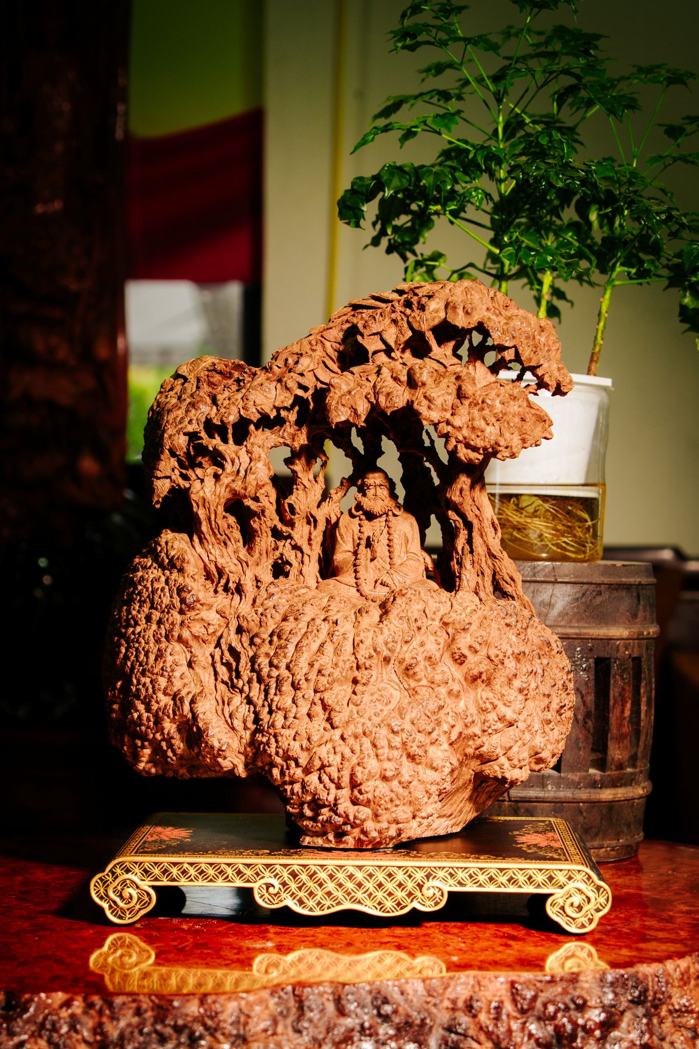 TƯỢNG ĐẠT MA NGỒI THIỀN NU NGỌC AM