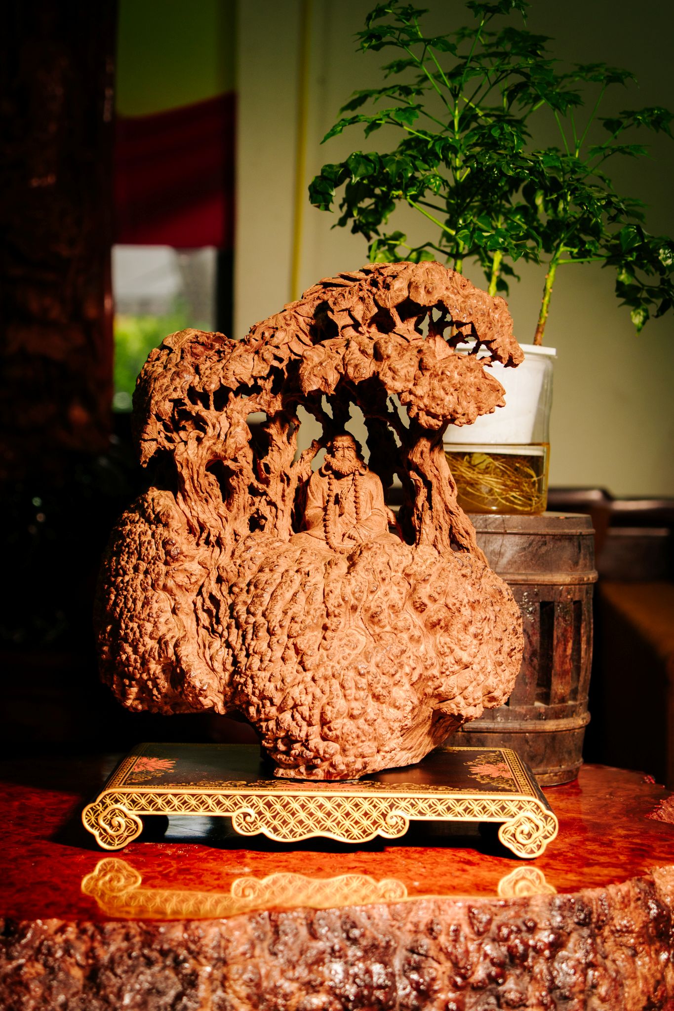 TƯỢNG ĐẠT MA NGỒI THIỀN NU NGỌC AM